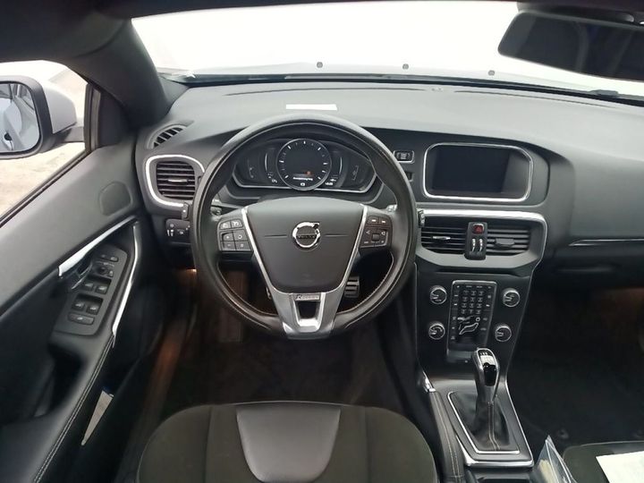 Photo 9 VIN: YV1MV74L1H2412455 - VOLVO V40 FL&#3916 