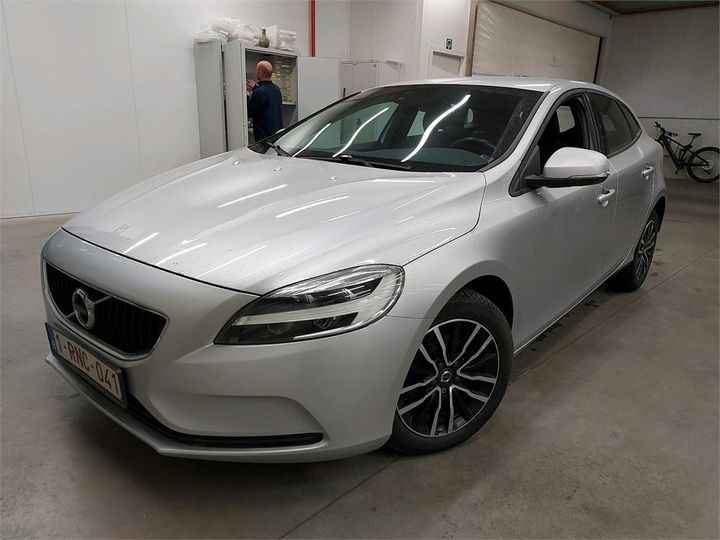 Photo 1 VIN: YV1MV74L1H2417932 - VOLVO V40 