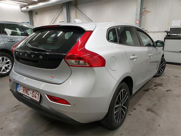 Photo 2 VIN: YV1MV74L1H2417932 - VOLVO V40 