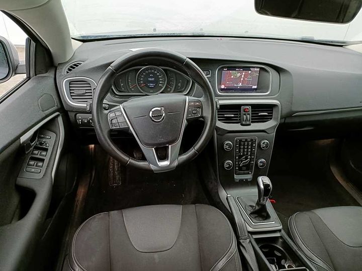 Photo 9 VIN: YV1MV74L1J2448534 - VOLVO V40 FL&#3916 