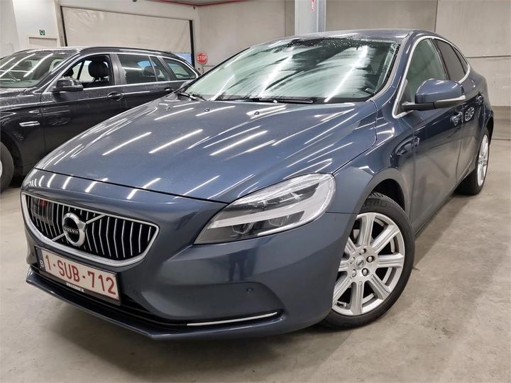 Photo 1 VIN: YV1MV74L1J2458201 - VOLVO V40 