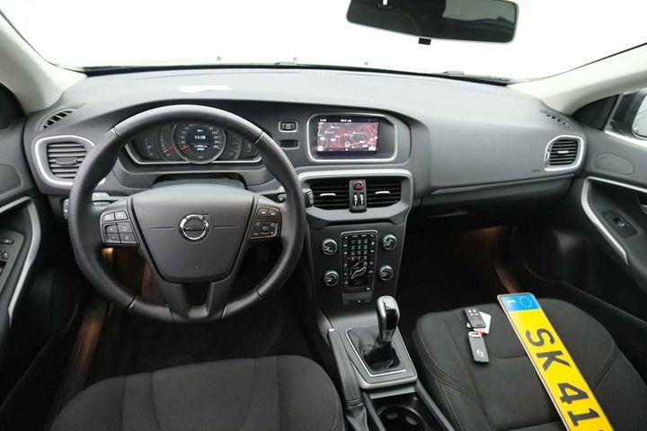 Photo 9 VIN: YV1MV74L1J2480183 - VOLVO V40 &#3916 