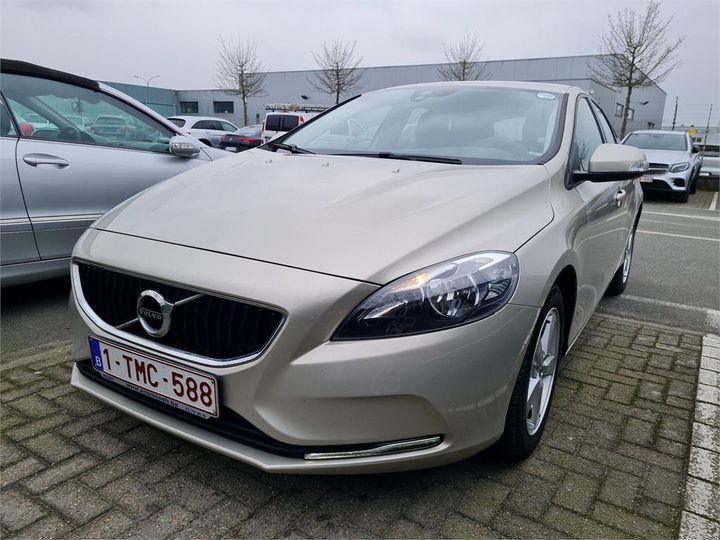 Photo 1 VIN: YV1MV74L1J2480355 - VOLVO V40 