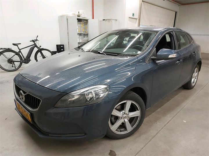 Photo 1 VIN: YV1MV74L1J2490543 - VOLVO V40 