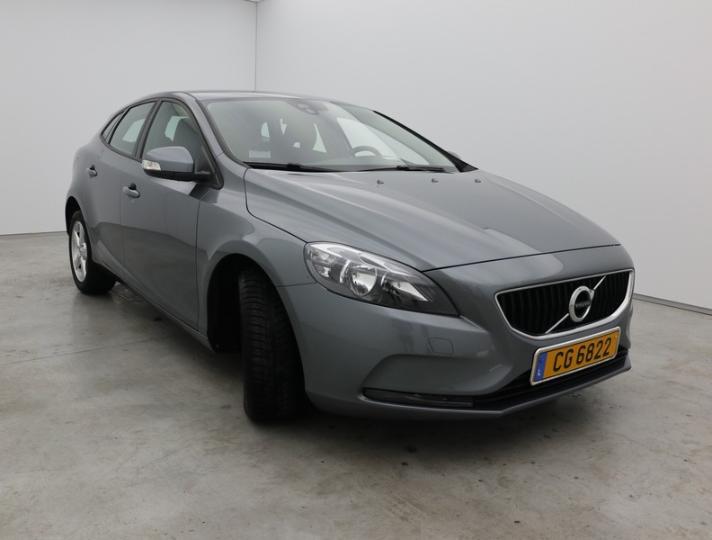 Photo 10 VIN: YV1MV74L1J2494402 - VOLVO V40 16 