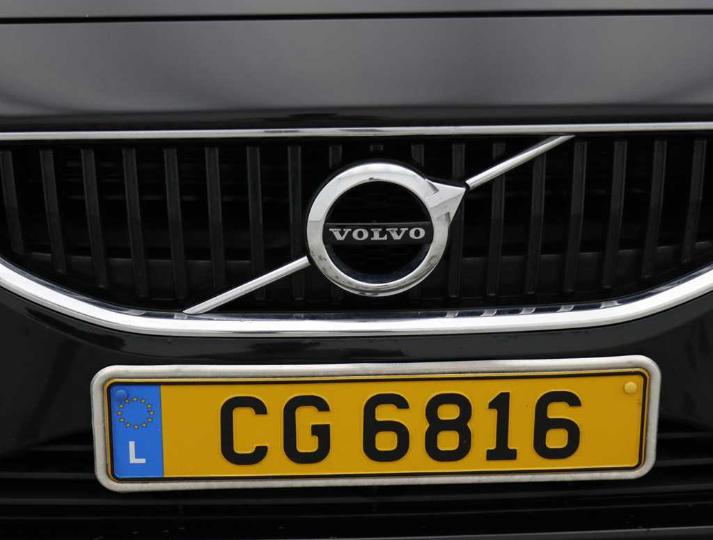 Photo 2 VIN: YV1MV74L1J2494507 - VOLVO V40 16 