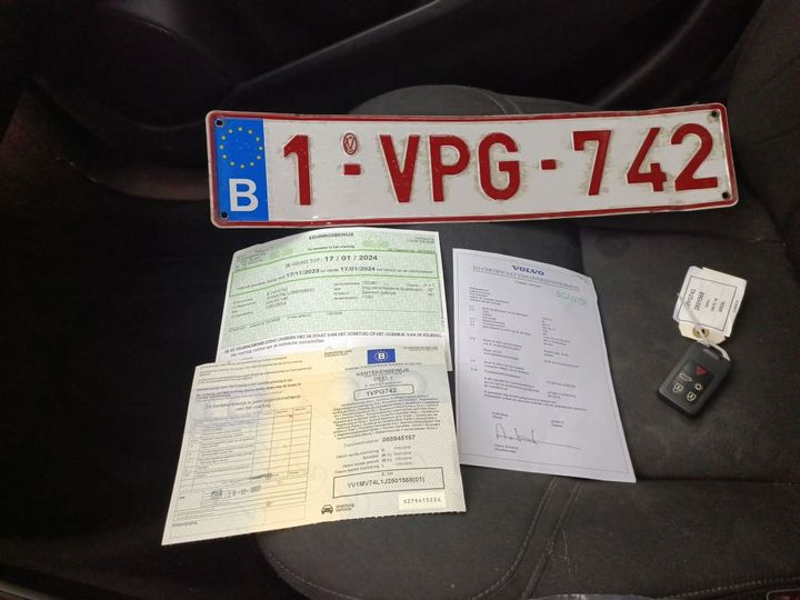 Photo 3 VIN: YV1MV74L1J2501568 - VOLVO V40 FL'16 