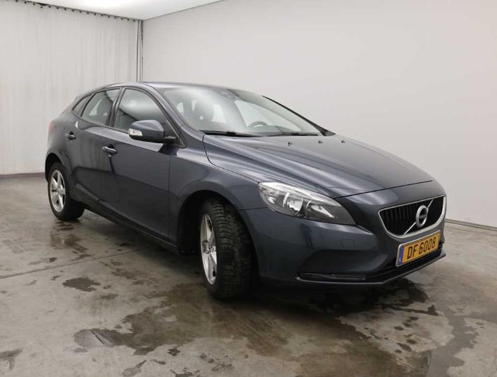 Photo 5 VIN: YV1MV74L1J2503968 - VOLVO V40 16 