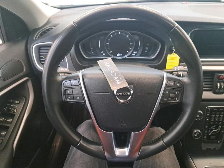 Photo 10 VIN: YV1MV74L1J2513484 - VOLVO V40 