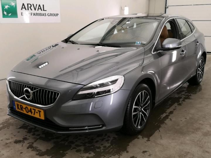 Photo 1 VIN: YV1MV7980H2398681 - VOLVO V40 