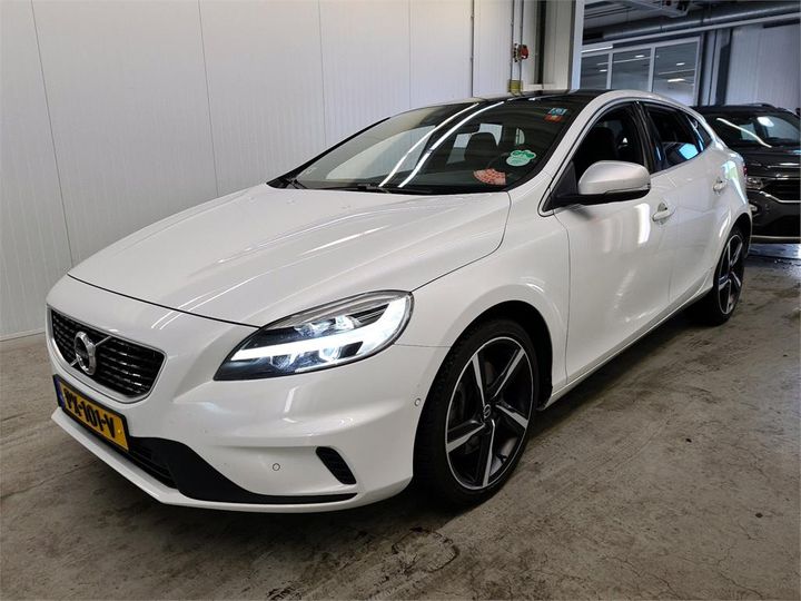 Photo 1 VIN: YV1MV7980J2465930 - VOLVO V40 