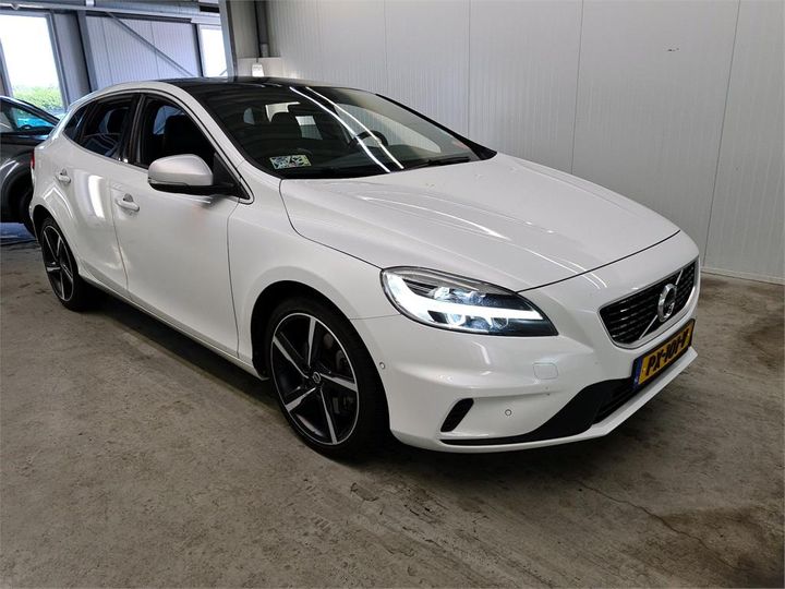 Photo 2 VIN: YV1MV7980J2465930 - VOLVO V40 