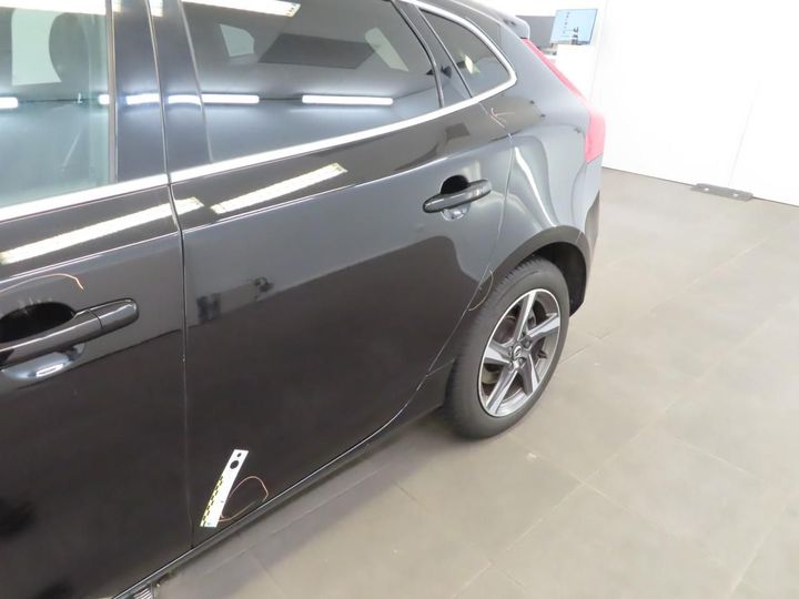 Photo 21 VIN: YV1MV7980J2504828 - VOLVO V40 