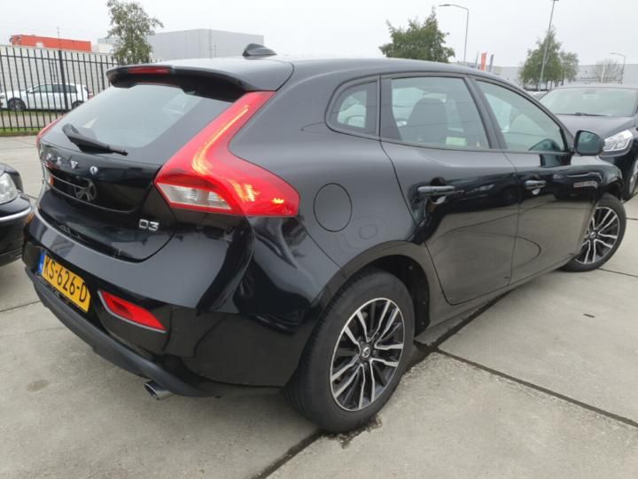 Photo 2 VIN: YV1MV7981H2401825 - VOLVO V40 