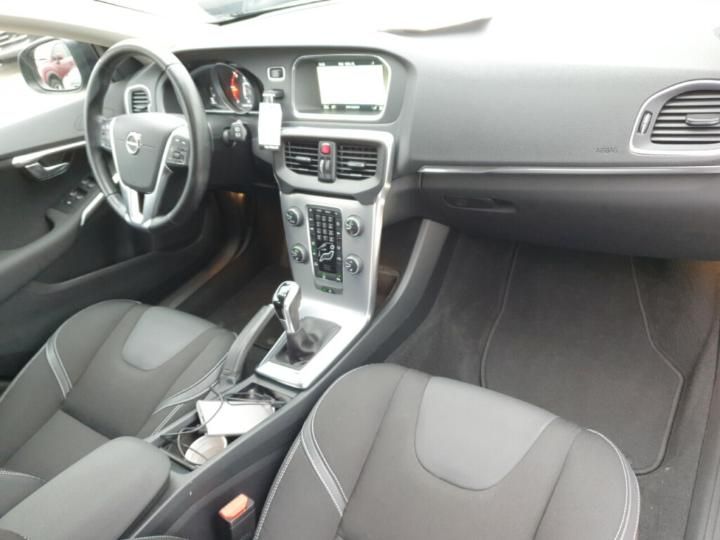 Photo 3 VIN: YV1MV7981H2401825 - VOLVO V40 