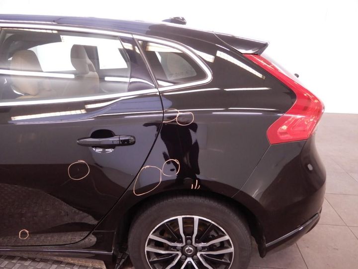 Photo 26 VIN: YV1MV7981H2409865 - VOLVO V40 