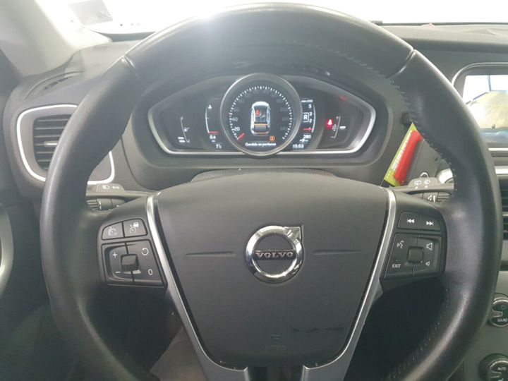 Photo 13 VIN: YV1MV7981H2430477 - VOLVO V40 