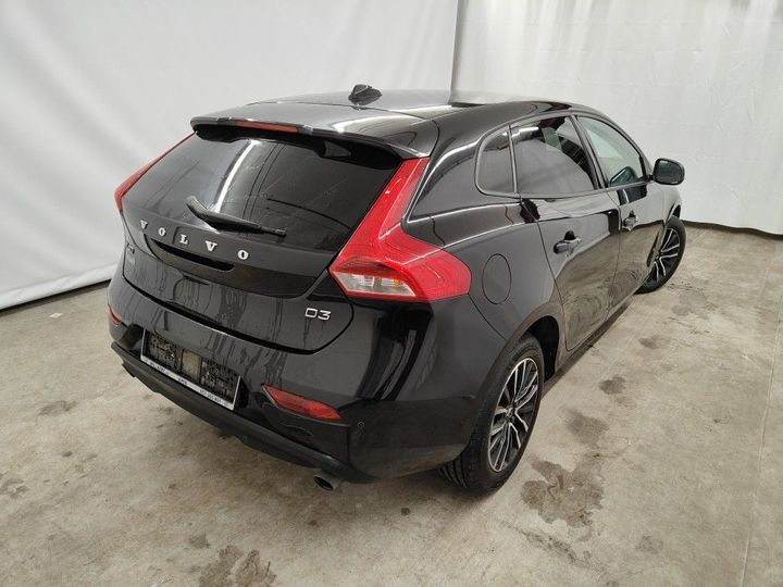 Photo 1 VIN: YV1MV7981H2439023 - VOLVO V40 FL'16 