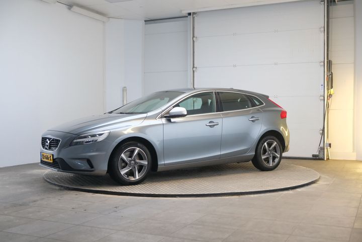 Photo 0 VIN: YV1MV7981J2474227 - VOLVO V40 