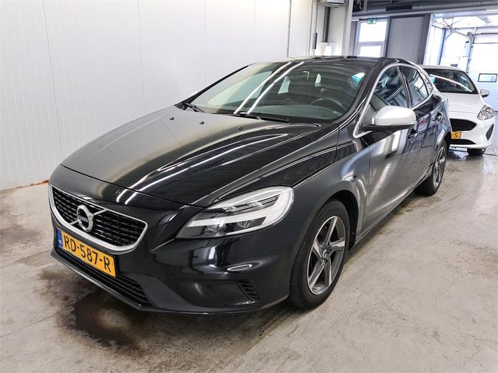 Photo 1 VIN: YV1MV7981J2475597 - VOLVO V40 