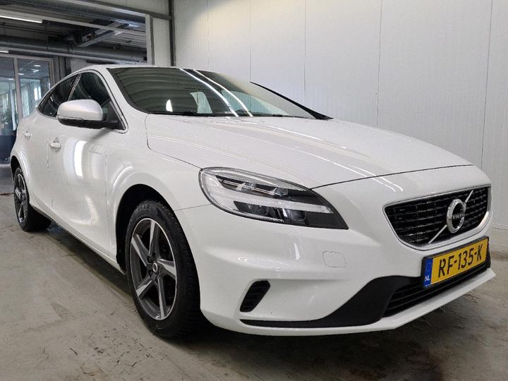 Photo 2 VIN: YV1MV7981J2477471 - VOLVO V40 