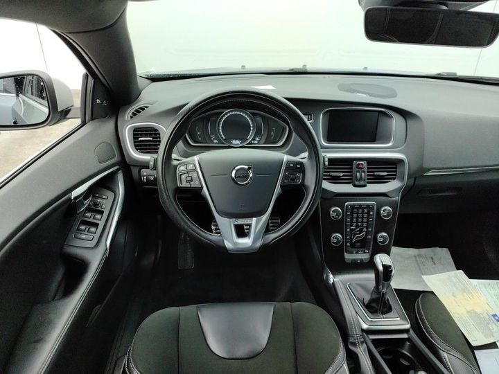 Photo 9 VIN: YV1MV7981J2478585 - VOLVO V40 FL&#3916 