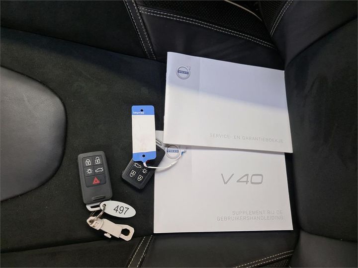 Photo 9 VIN: YV1MV7981J2482140 - VOLVO V40 