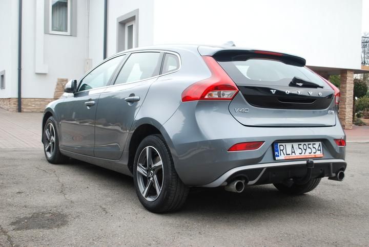 Photo 6 VIN: YV1MV7981J2482358 - VOLVO V40 HATCHBACK 