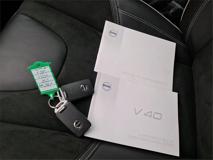 Photo 4 VIN: YV1MV7981J2488539 - VOLVO V40 