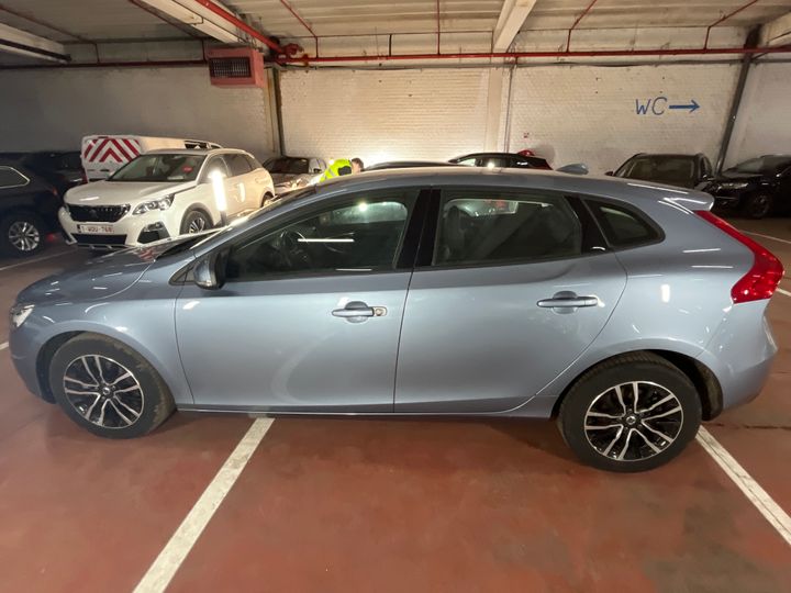 Photo 2 VIN: YV1MV7981J2490680 - VOLVO V40 FL'16 