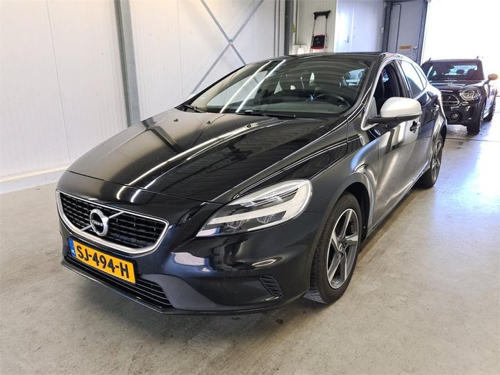 Photo 0 VIN: YV1MV7981J2511800 - VOLVO V40 