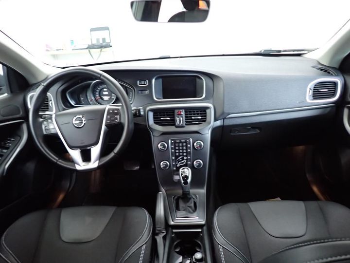 Photo 9 VIN: YV1MV79L0H2391568 - VOLVO V40 