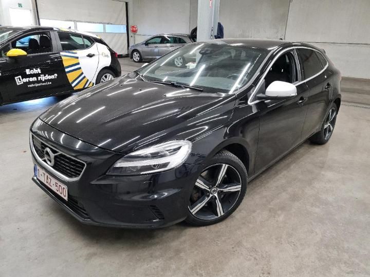 Photo 1 VIN: YV1MV79L0J2464746 - VOLVO V40 