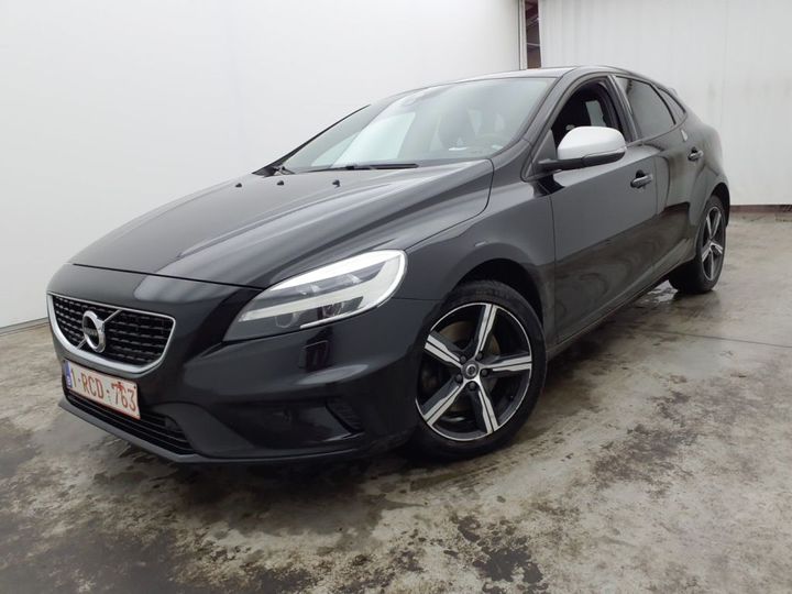 Photo 1 VIN: YV1MV79L1H2402558 - VOLVO V40 FL&#3916 