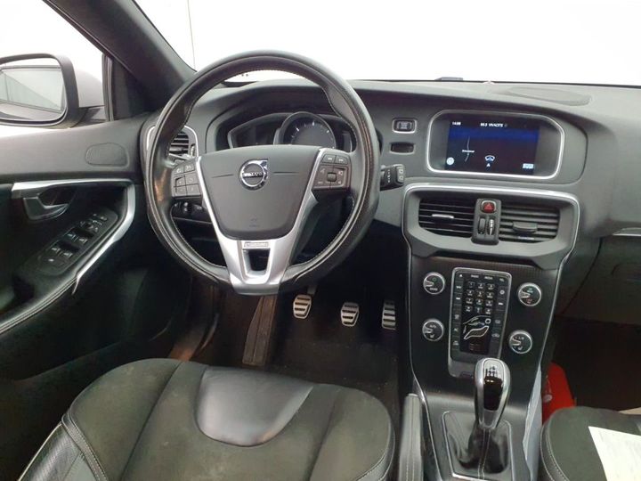 Photo 9 VIN: YV1MV79L1H2402558 - VOLVO V40 FL&#3916 