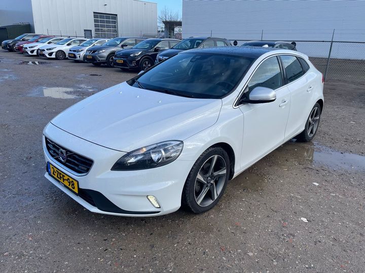 Photo 1 VIN: YV1MV8431F2218620 - VOLVO V40 