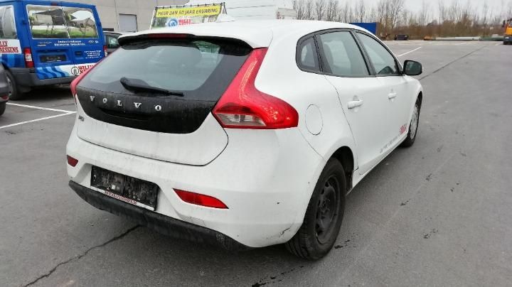 Photo 4 VIN: YV1MV8481F2231341 - VOLVO V40 HATCHBACK 