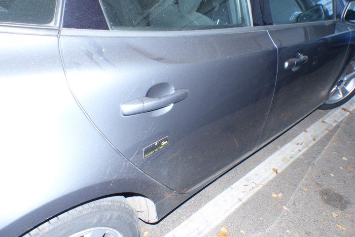 Photo 29 VIN: YV1MV8481F2250220 - VOLVO V40 