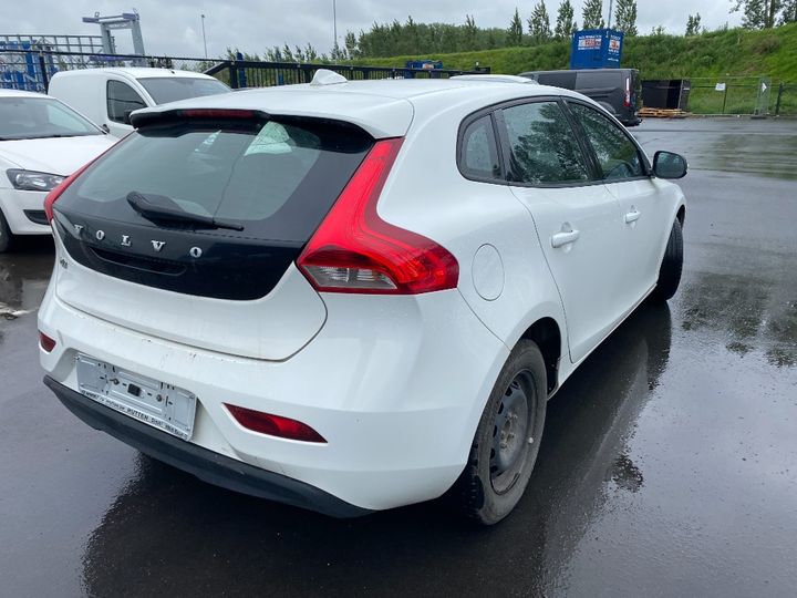 Photo 2 VIN: YV1MV8481F2251717 - VOLVO V40 