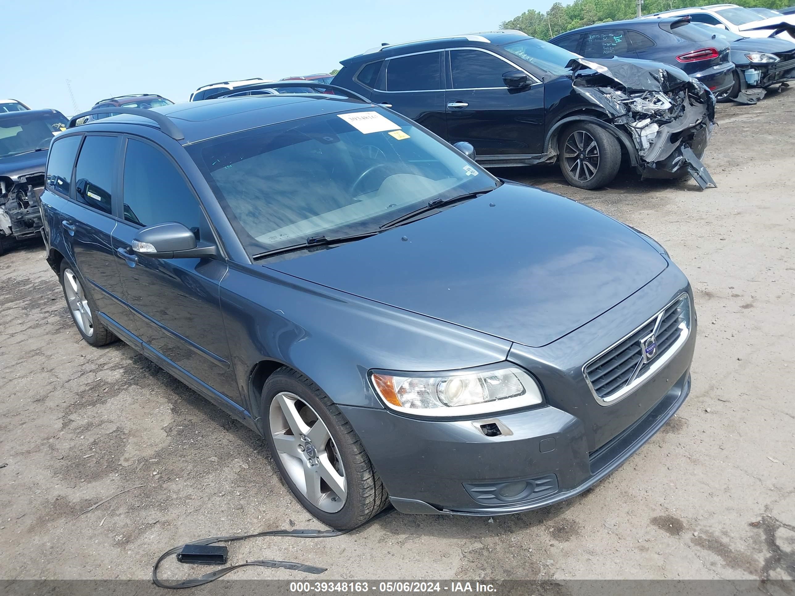 Photo 0 VIN: YV1MW382182405088 - VOLVO V50 