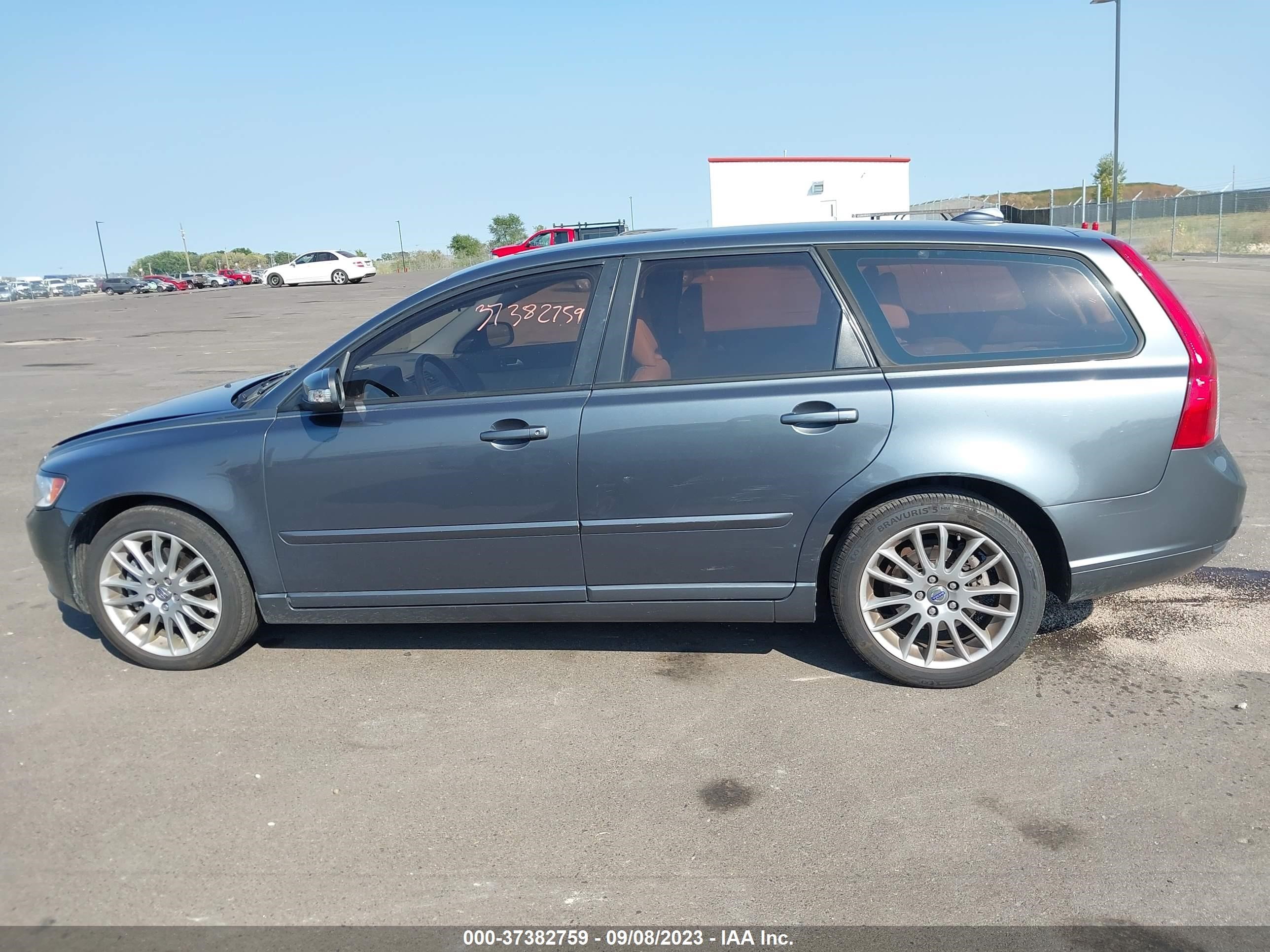 Photo 13 VIN: YV1MW382392471787 - VOLVO V50 