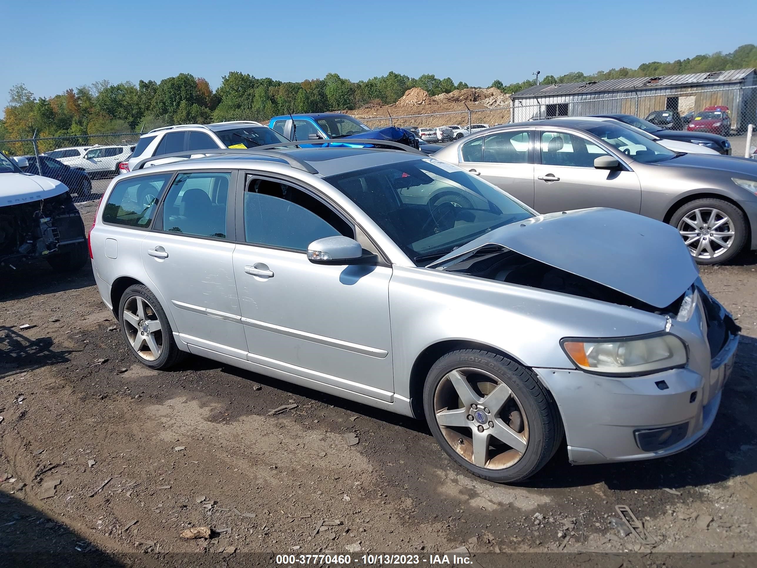 Photo 0 VIN: YV1MW382582412576 - VOLVO V50 