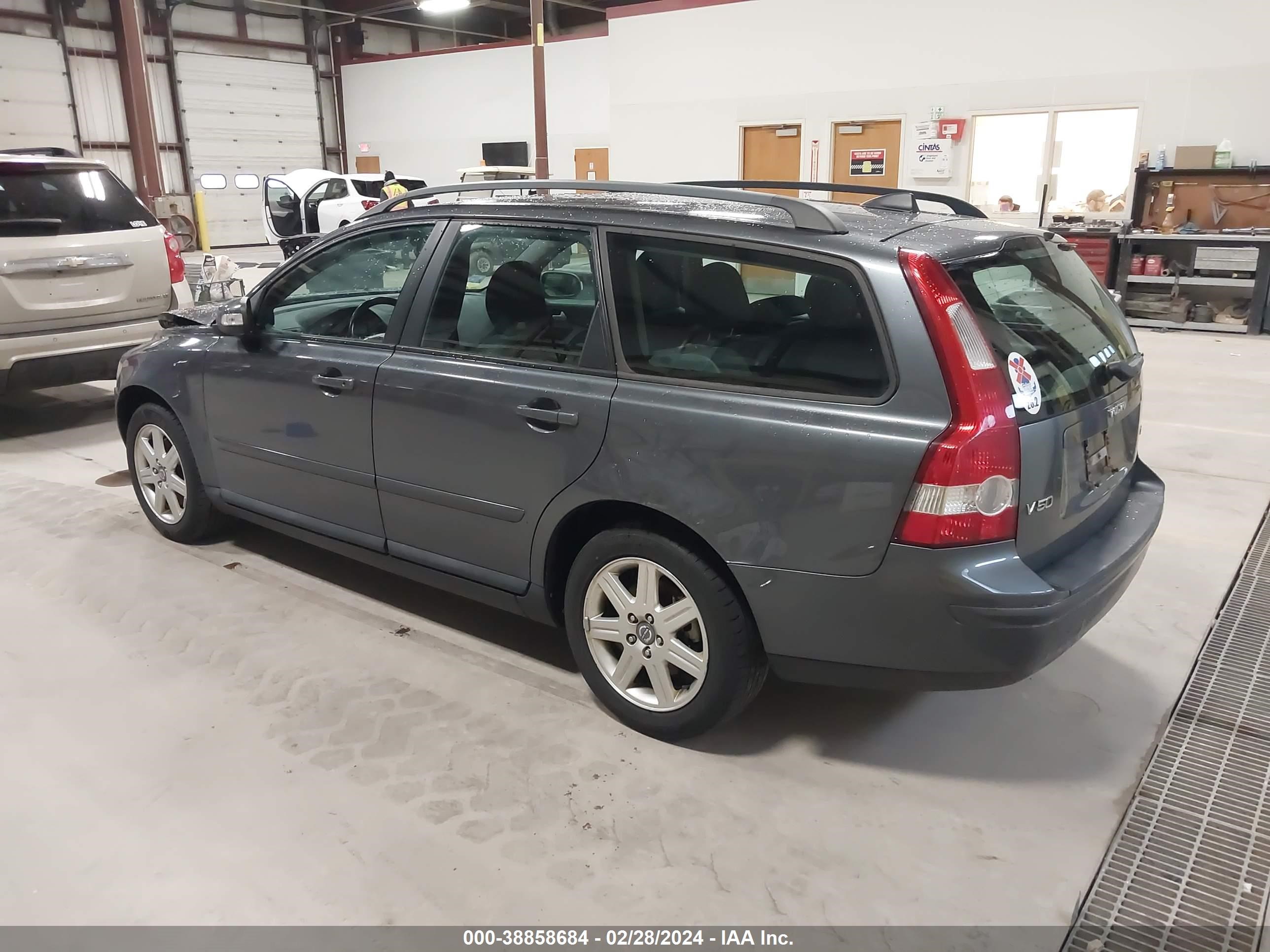 Photo 2 VIN: YV1MW382972304220 - VOLVO V50 