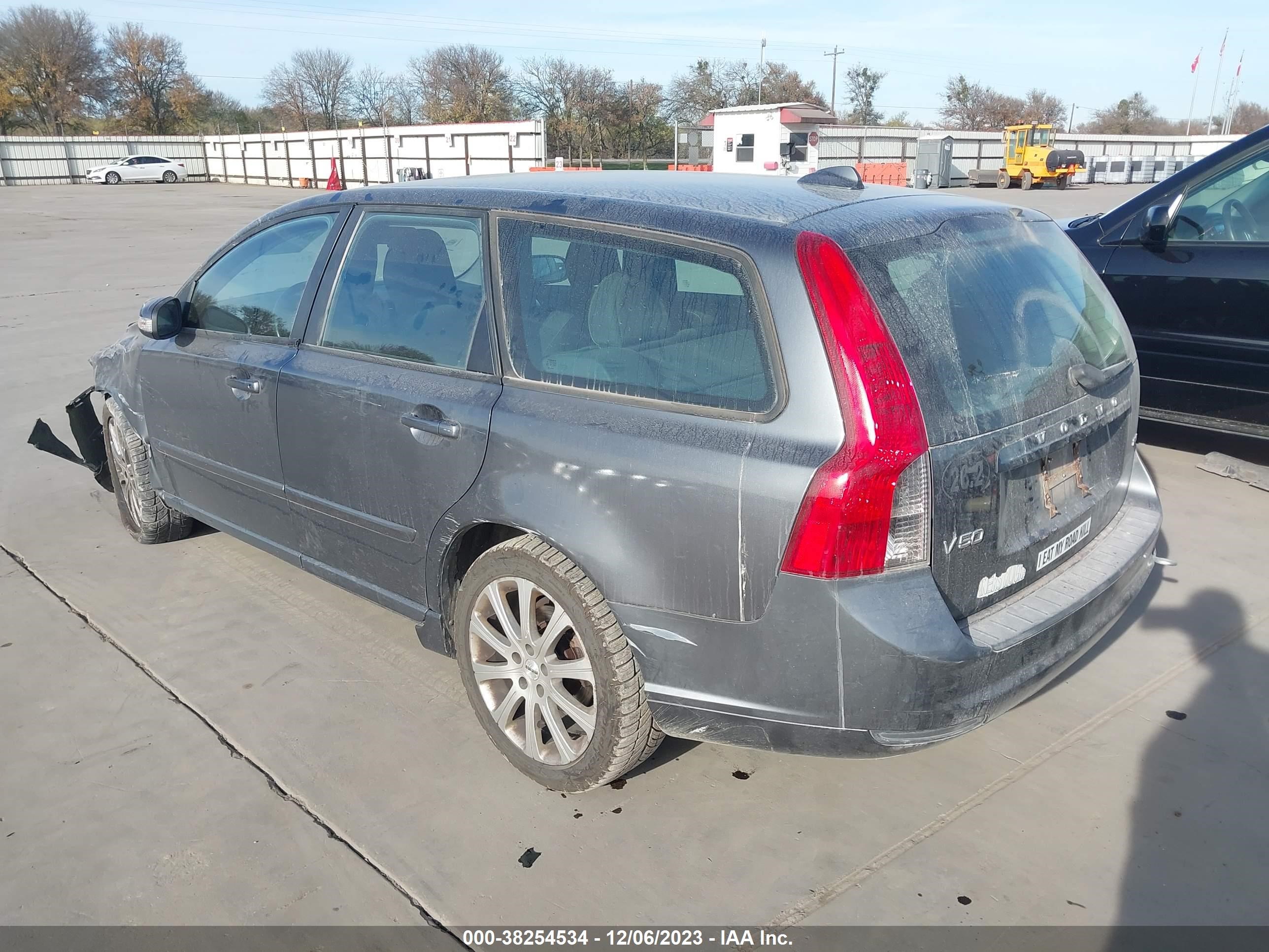 Photo 2 VIN: YV1MW382X92471754 - VOLVO V50 