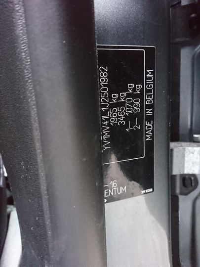 Photo 20 VIN: YV1MW41L1J2501982 - VOLVO V40 