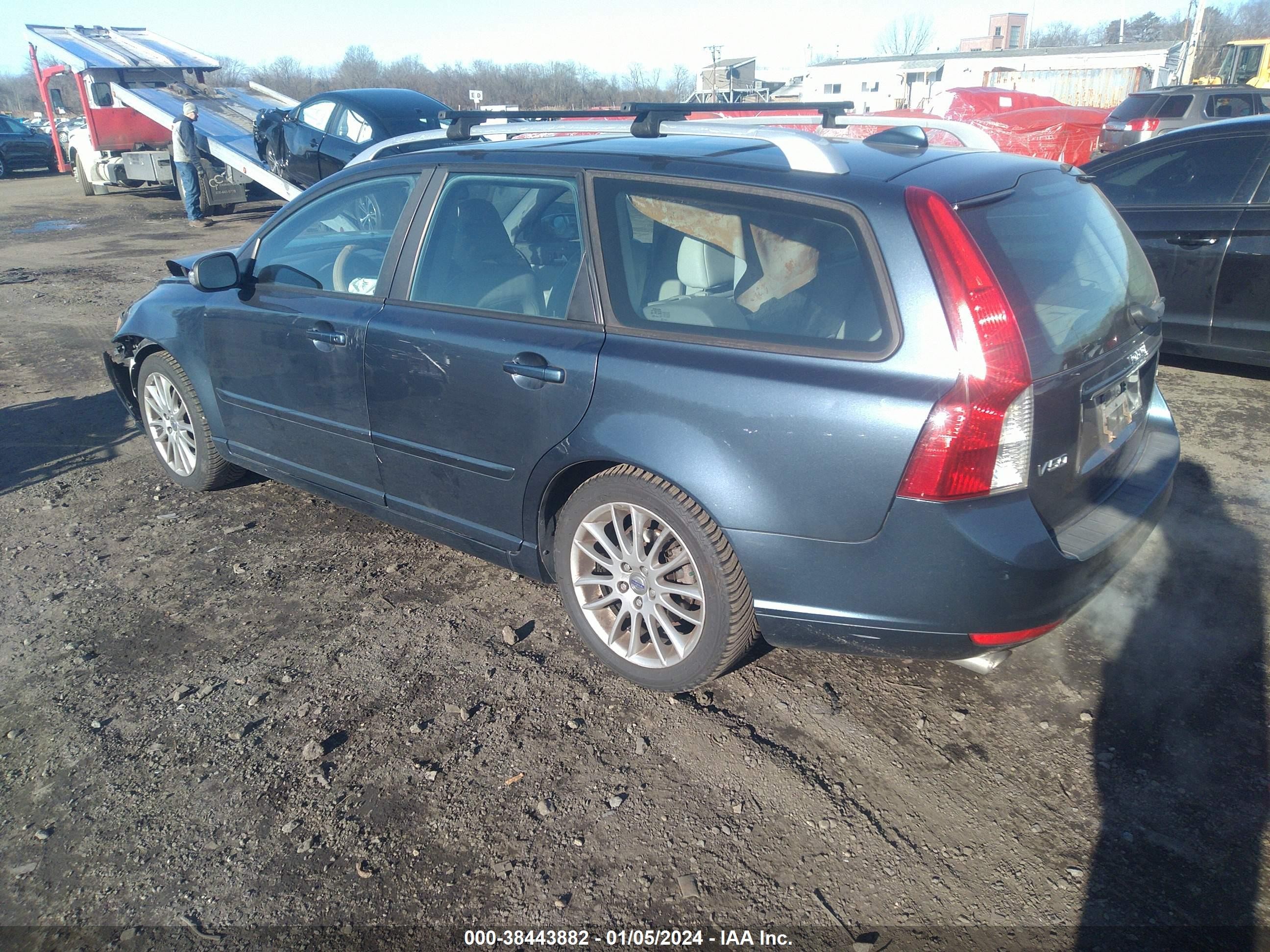 Photo 2 VIN: YV1MW672582408403 - VOLVO V50 