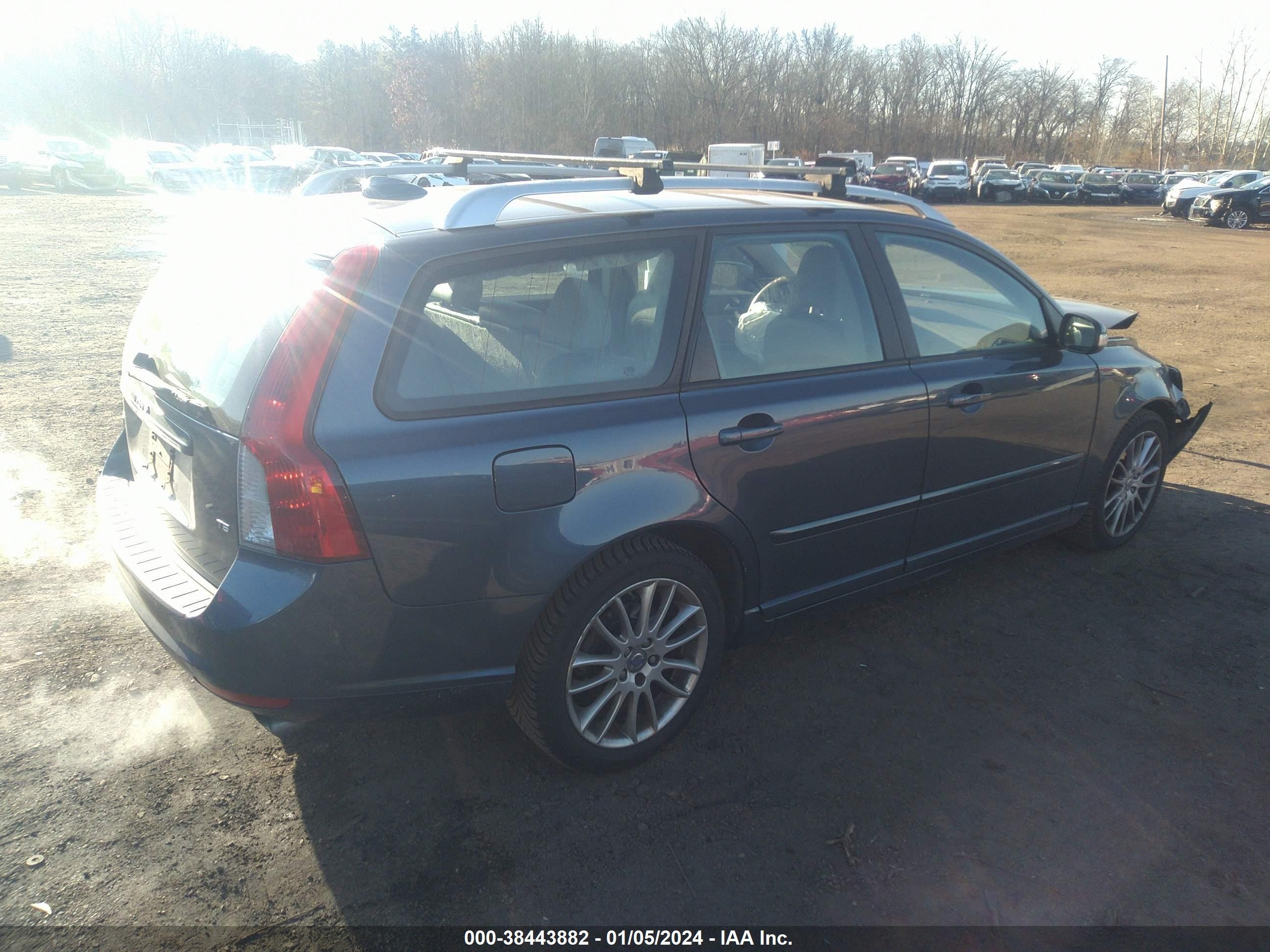 Photo 3 VIN: YV1MW672582408403 - VOLVO V50 