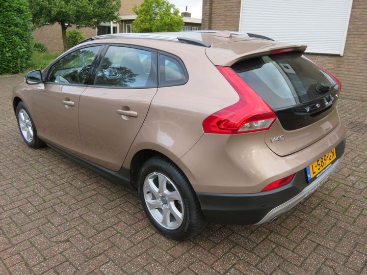 Photo 2 VIN: YV1MZ29L0G2101867 - VOLVO V40 CROSS COUNTRY 