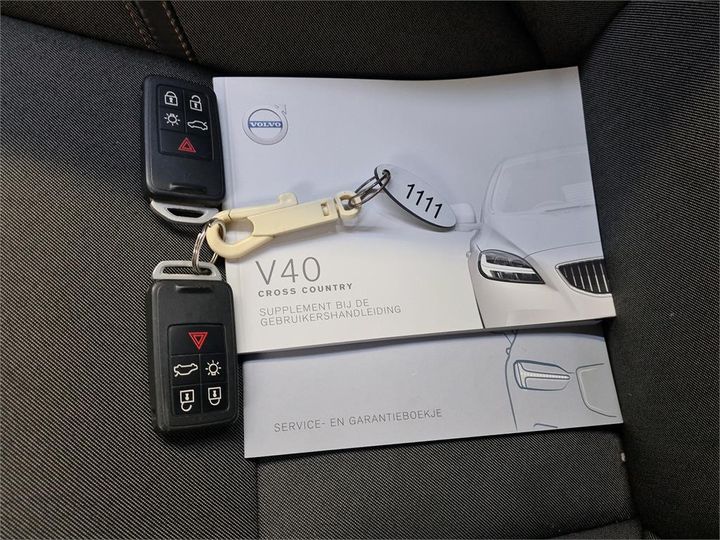 Photo 9 VIN: YV1MZ32V0K2174138 - VOLVO V40 