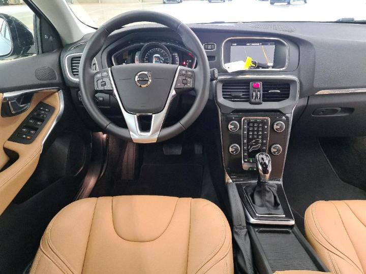 Photo 10 VIN: YV1MZ32V0K2180001 - VOLVO V40 CROSS COUNTRY 